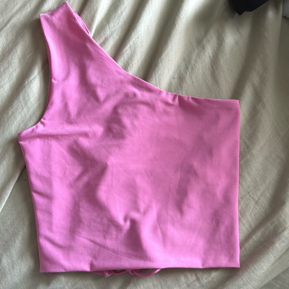 Pink crop top🫧🎀